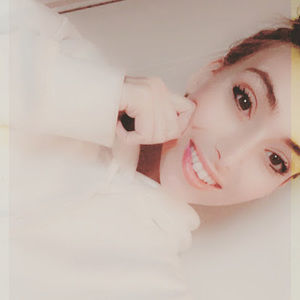 Meet your Posher, Manda